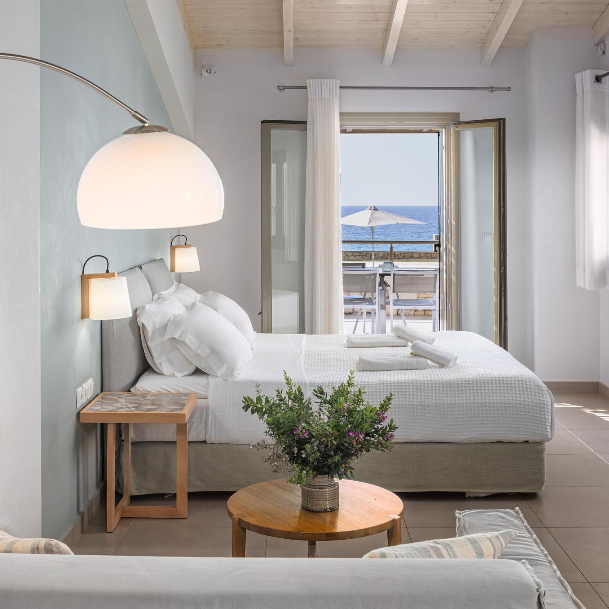 Callisto Seaside Homes & Suites Marathopoli Exterior foto