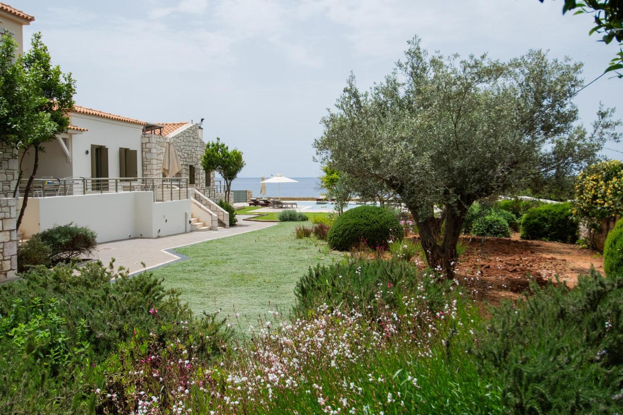 Callisto Seaside Homes & Suites Marathopoli Exterior foto